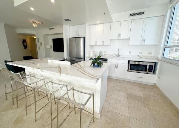 Courts Brickell Key, 801 Brickell Key Blvd #2312, Miami, Florida 33131, image 1