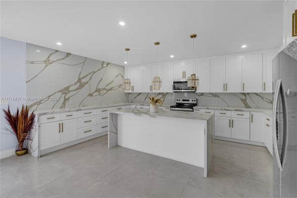 Scott Lake Manor, 1200 NW 180th Ter, Miami Gardens, Florida 33169, image 1