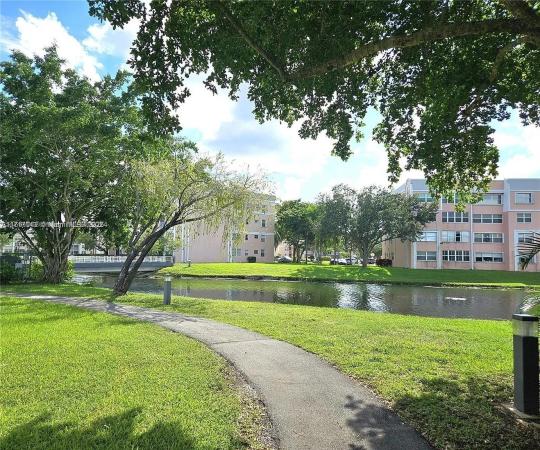 Sunrise Lakes 4, 10303 Sunrise Lakes Blvd #210, Sunrise, Florida 33322, image 1