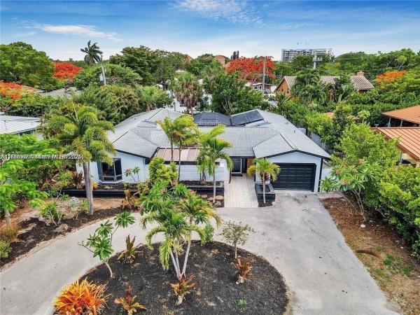 Esterly, 450 NW 15th St, Boca Raton, Florida 33432, image 1
