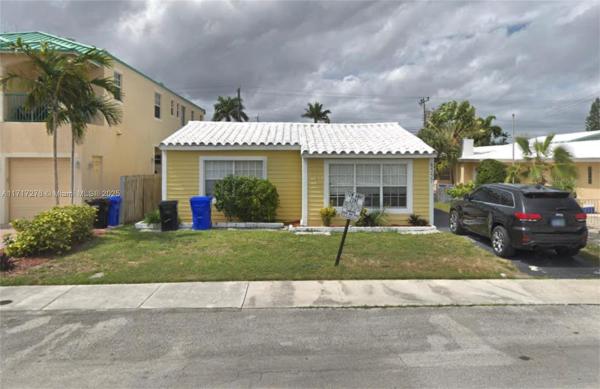 Lauderdale By The Sea No HOA, 4557 Poinciana St, Lauderdale By The Sea, Florida 33308, image 1