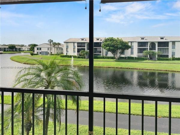 The Palm Club, 1013 Green Pine Blvd #C2, West Palm Beach, Florida 33409, image 1