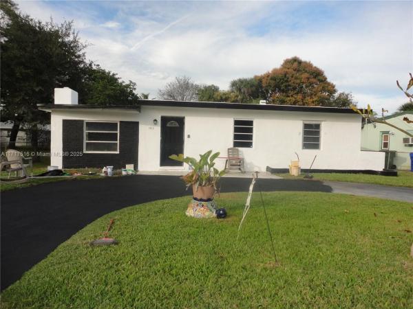 Lauderdale Manors, 1413 NW 10th Pl, Fort Lauderdale, Florida 33311, image 1