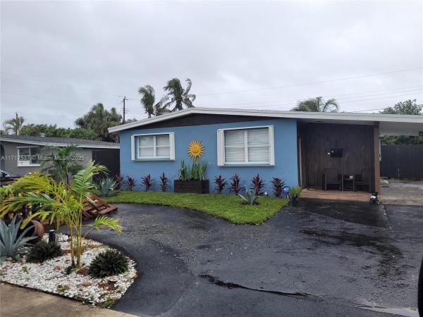Twin Lakes South, 4121 NW 11th Ave, Oakland Park, Florida 33309, image 1