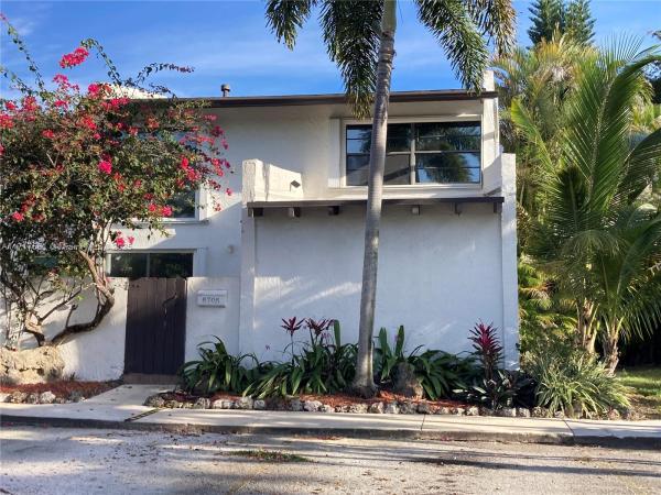 Snapper Creek Townhouses, 6705 SW 113th Ave 0, Kendall, Florida 33173, image 1