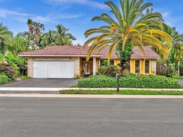 Lakes Of Emerald Hills, 3501 N 30th Ter, Hollywood, Florida 33021, image 1