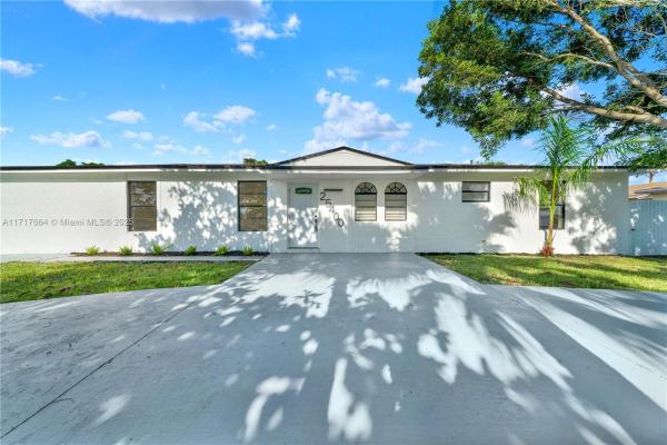 Princetonian West, 25400 SW 127th Ave, Princeton, Florida 33032, image 1