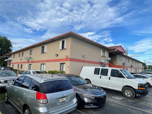Cadiz, 6215 W 22nd Ct #25, Hialeah, Florida 33016, image 1