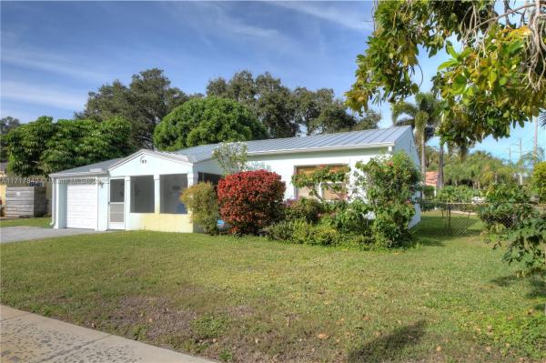 Yellowstone Park, 901 SW 18th Ct, Fort Lauderdale, Florida 33315, image 1