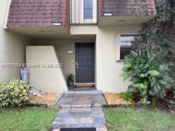 Westview 1, 8924 Palm Tree Ln #8924, Hollywood, Florida 33024, image 1