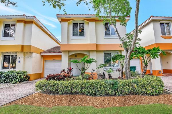 Hidden Cove, 6543 Hidden Cove Dr #3-2, Davie, Florida 33314, image 1