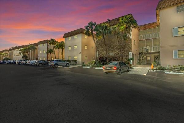 Arrowhead, 2461 SW 82nd Ave #303, Davie, Florida 33324, image 1