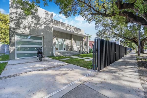 Parkdale, 2725 SW 19th St, Miami, Florida 33145, image 1