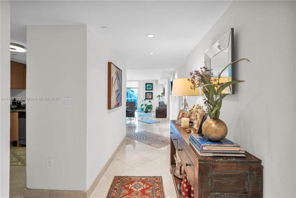 Skyline On Brickell, 2101 Brickell Ave #301, Miami, Florida 33129, image 3