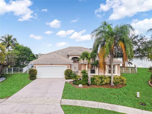 Keystone Lake, 18823 NW 23rd Pl, Pembroke Pines, Florida 33029, image 1