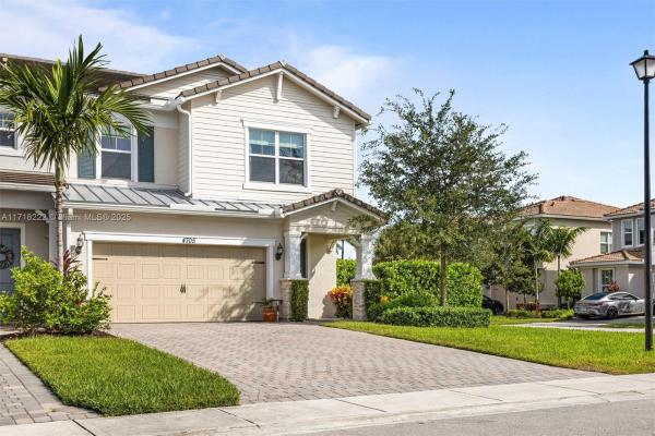 Parkview At Hillcrest, 4705 Eucalyptus Dr, Hollywood, Florida 33021, image 1