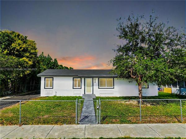 Avocado Villas, 1749 SW 8th St, Homestead, Florida 33030, image 1