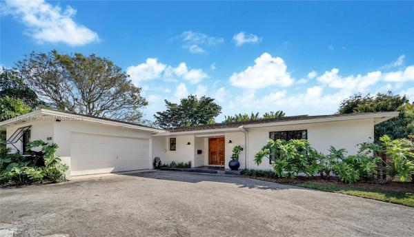 Country Club Grove, 8540 SW 146th St, Palmetto Bay, Florida 33158, image 1