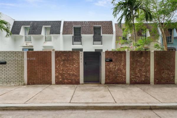 Cherry Grove Townhouses West, 9741 SW 92nd Ter, Kendall, Florida 33176, image 1