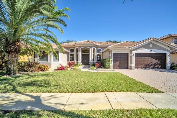 Harbour Lake Estates, 2065 SW 185th Ave, Miramar, Florida 33029, image 1