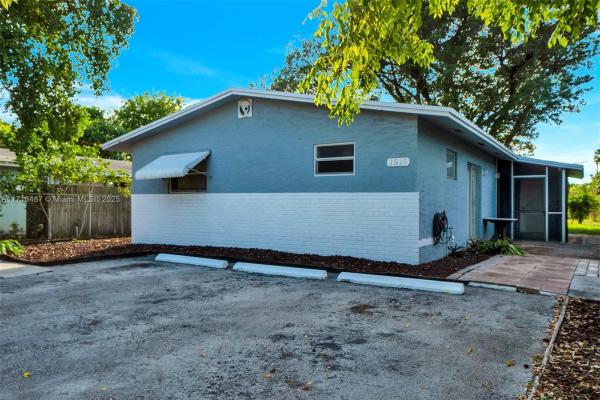 South Middle River, 1515 NW 2nd Ave, Fort Lauderdale, Florida 33311, image 1