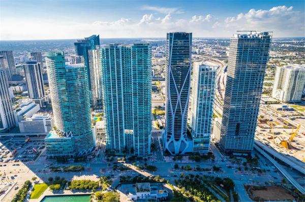 900 Biscayne Bay, 900 Biscayne Blvd #5706, Miami, Florida 33132, image 1