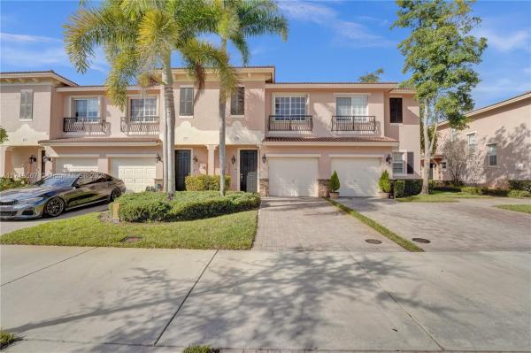 Las Brisas, 225 Las Brisas Cir, Sunrise, Florida 33326, image 1