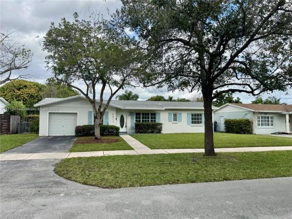 Bel Aire, 9311 SW 183rd Ter, Palmetto Bay, Florida 33157, image 1