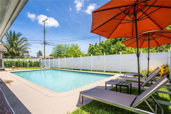 Andover, 310 NW 206th Ter, Miami Gardens, Florida 33169, image 1