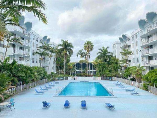 Montecarlo, 492 NW 165th St Rd #C415, Golden Glades, Florida 33169, image 1