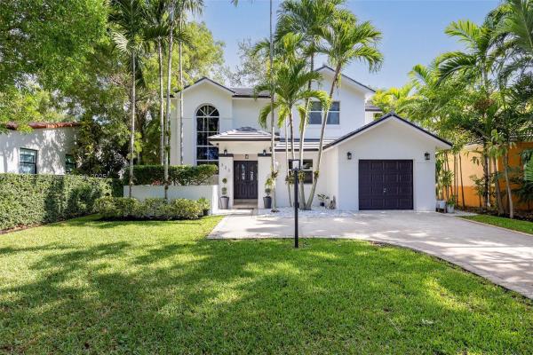 Coconut Grove, 323 S Sarto Ave, Coral Gables, Florida 33134, image 1