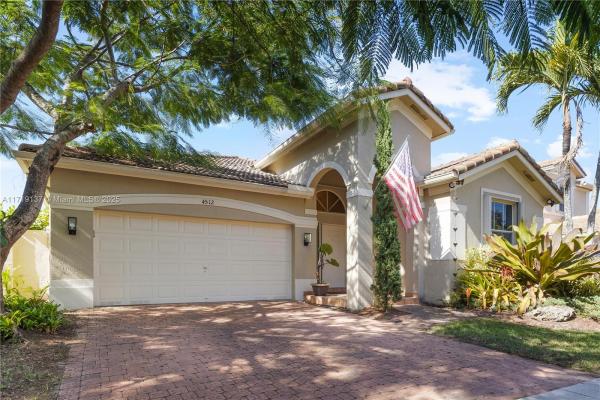 Goldvue Estates, 4512 NW 94th Ct, Doral, Florida 33178, image 1