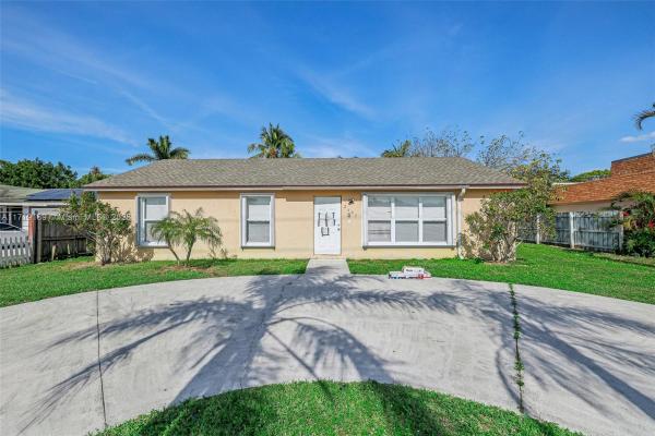 Floral Park, 2685 Hypoluxo Rd, Lake Worth Beach, Florida 33462, image 1
