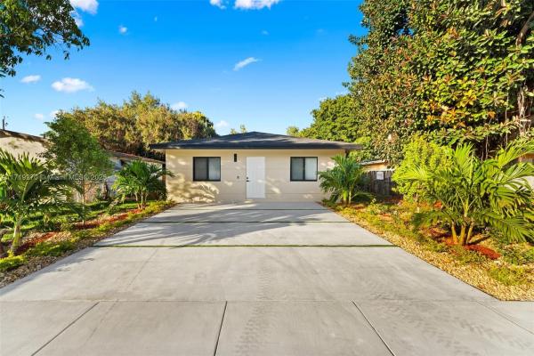 Washington Park, 1511 NE 151st Ter, North Miami Beach, Florida 33162, image 1