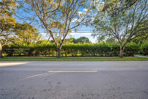 Suniland Estates, 7820 SW 112th St, Pinecrest, Florida 33156, image 1