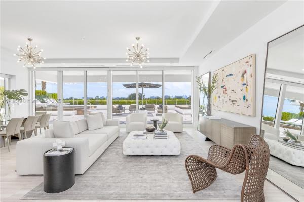 The Ritz-Carlton South Beach, 4701 N Meridian Ave #517, Miami Beach, Florida 33140, image 1