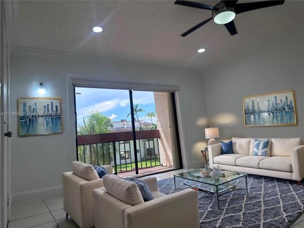 Lago Del Rey, 8500 SW 149th Ave #1211, Kendall West, Florida 33193, image 1