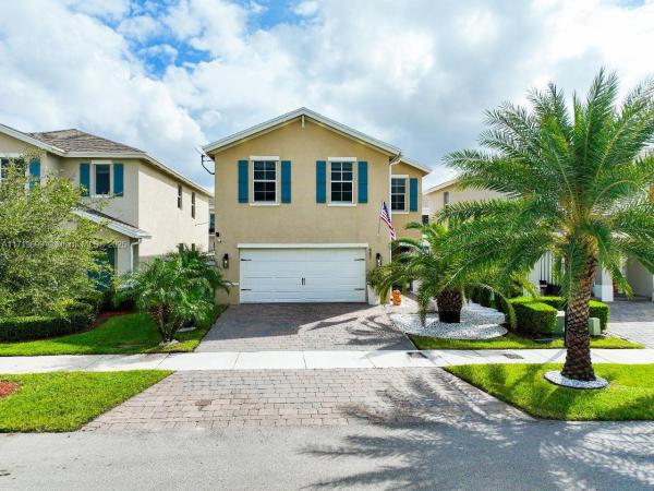 Royal Homes West, 487 NE 6th Pl, Florida City, Florida 33034, image 1