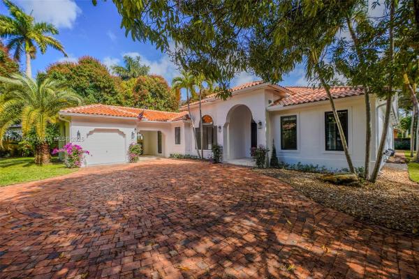 Carmichael Estates, 7935 SW 168th St, Palmetto Bay, Florida 33157, image 1