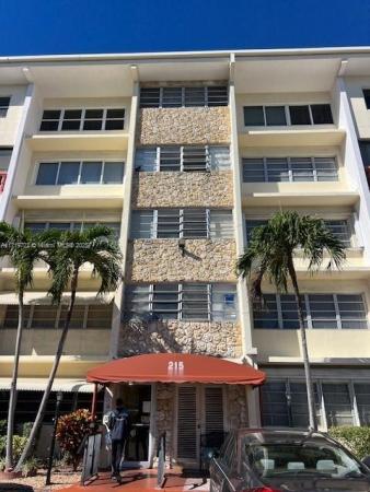 Gulfstream Garden, 215 SE 3rd Ave #203C, Hallandale Beach, Florida 33009, image 1