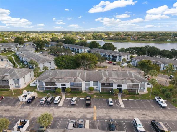 Lakeview At The Hammocks, 9729 Hammocks Blvd #106E, The Hammocks, Florida 33196, image 1