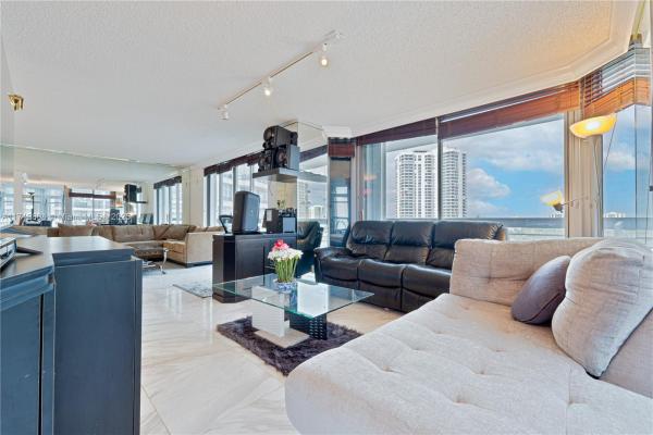 Mystic Pointe Tower 200, 19101 NE 36th Ct #2007, Aventura, Florida 33180, image 1