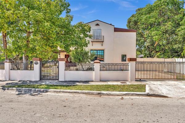 Durniers, 1700 SW 17th St, Miami, Florida 33145, image 1