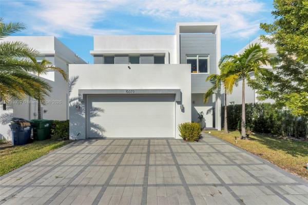 Vesta At Neovita, 10373 NW 68th Ter, Doral, Florida 33178, image 1