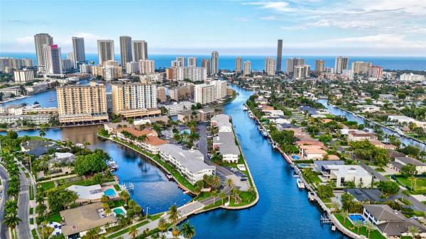 Isle Of Paradise, 450 Paradise Isle Blvd #101, Hallandale Beach, Florida 33009, image 1