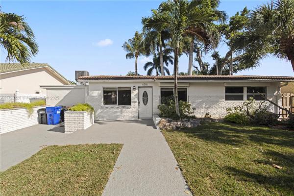 Beachway Manor, 408 NE 25th Ave, Pompano Beach, Florida 33062, image 1