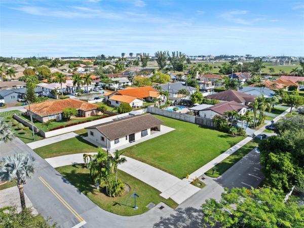 Vanderbilt Park, 9791 NW 27th St, Doral, Florida 33172, image 1