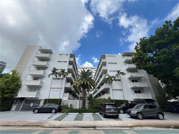 Twin Towers, 1620 West Ave #501, Miami Beach, Florida 33139, image 1