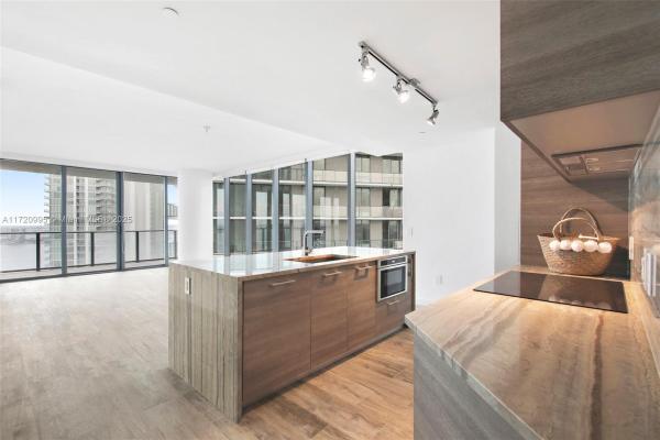 Paraiso Bay, 650 NE 32nd St #3401, Miami, Florida 33137, image 1