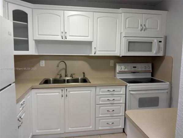 Westland Courts, 1855 W 60th St #446, Hialeah, Florida 33012, image 1